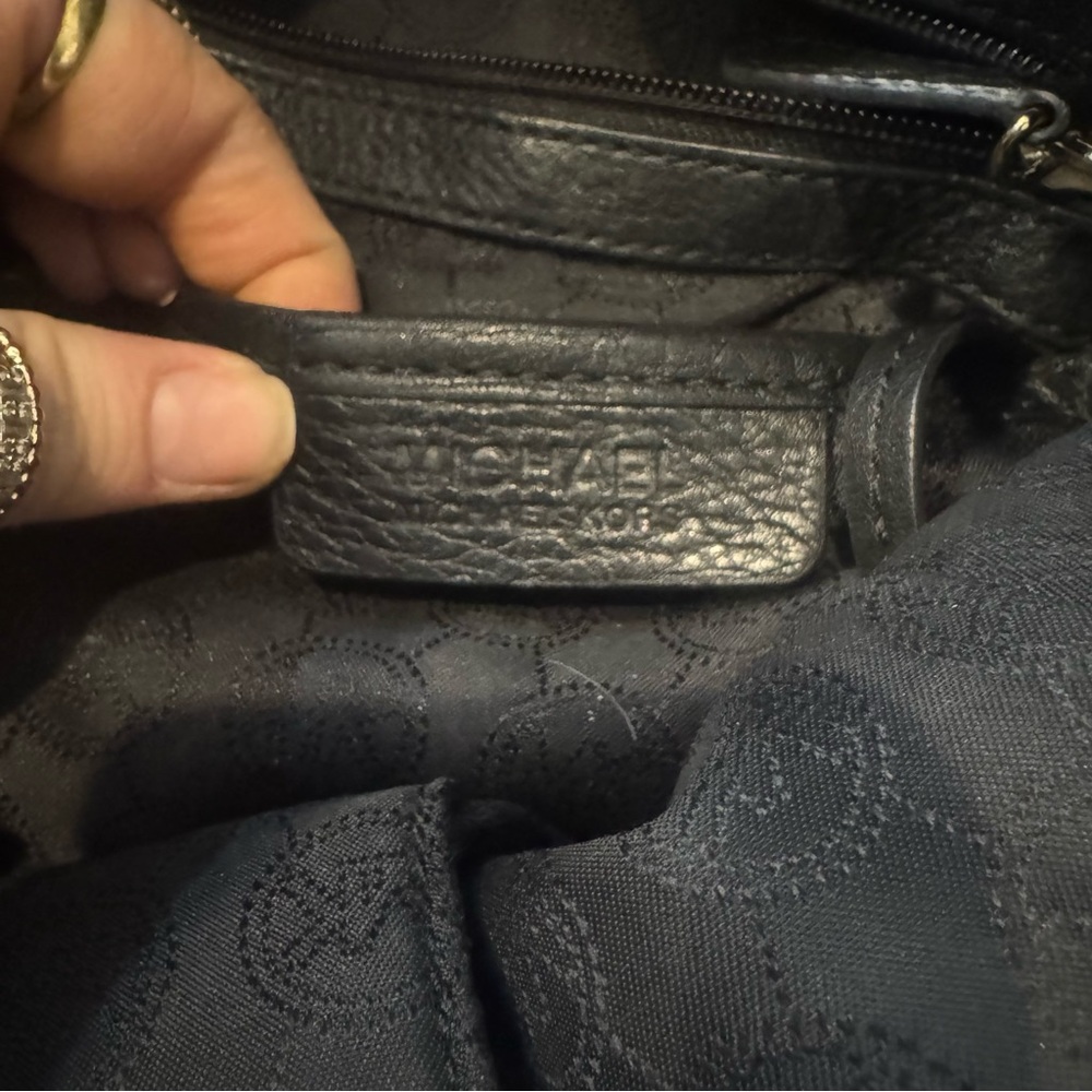 Beautiful Michael Kors Black Leather Satchel with Gold Hardware - Picture 7 of 7